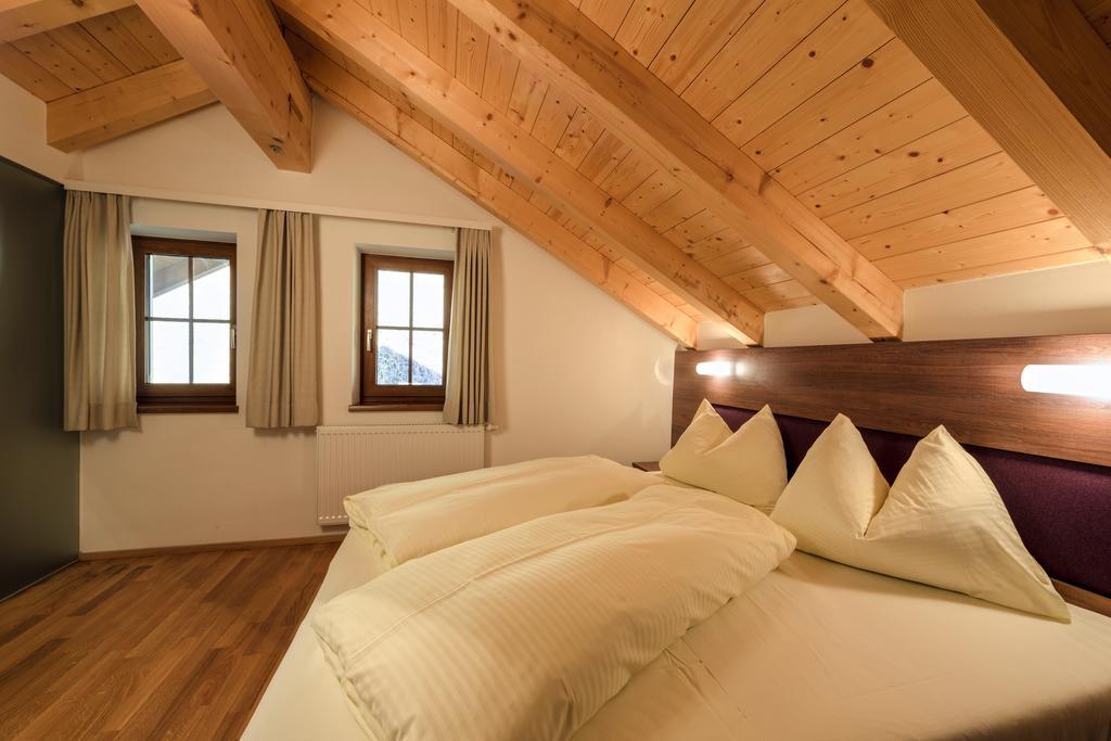 Aigenberg Appartements Flachau Kamer foto